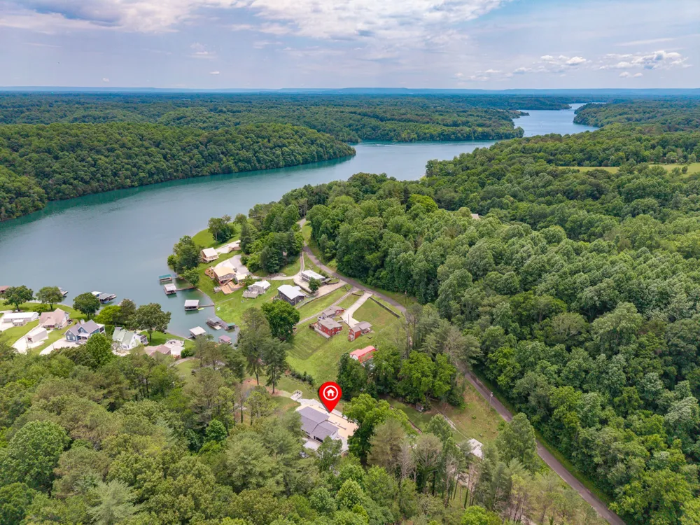 756 Shasteen Hollow Rd Lynchburg, TN 37352