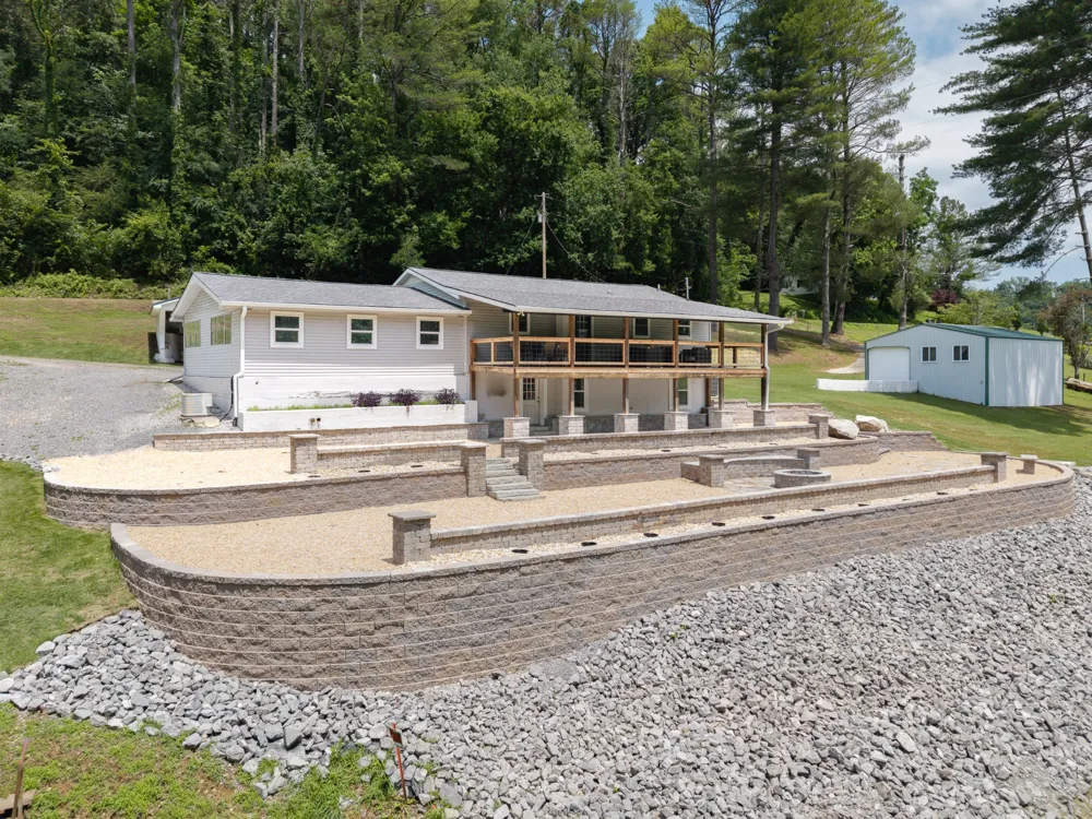 756 Shasteen Hollow Rd Lynchburg, TN 37352