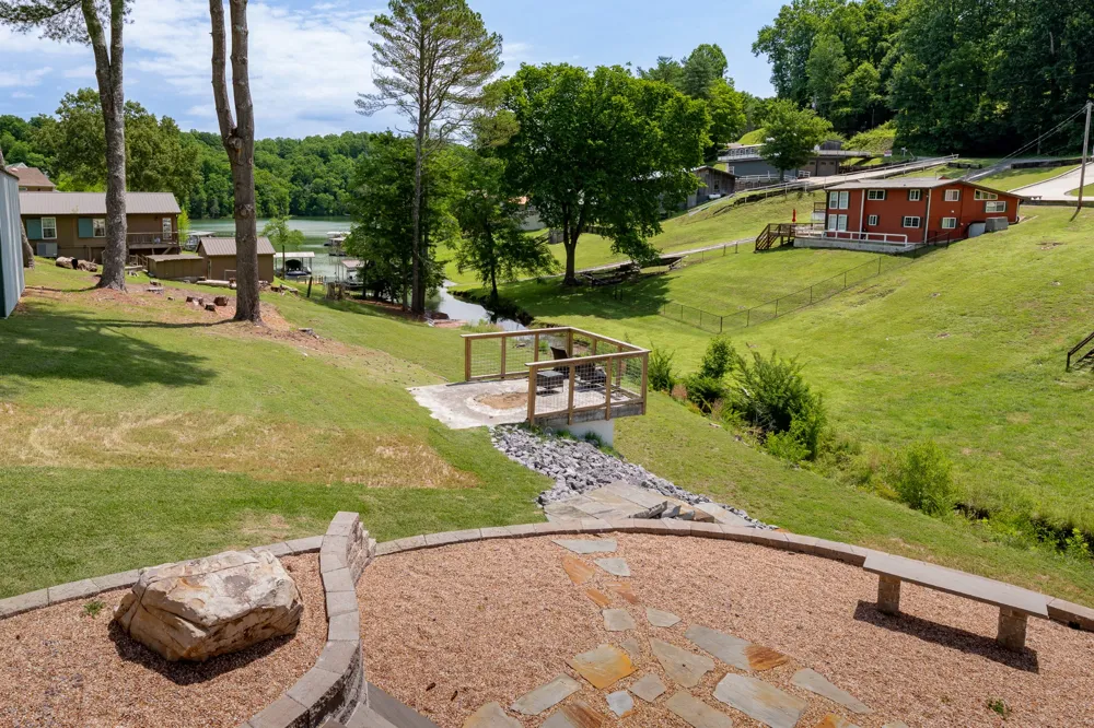 756 Shasteen Hollow Rd Lynchburg, TN 37352