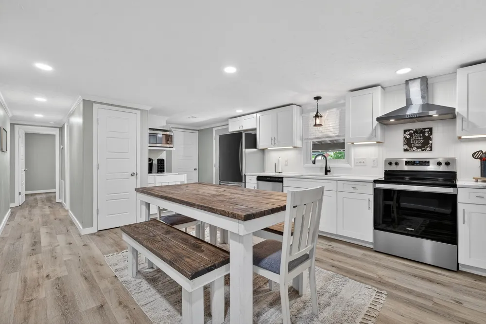 756 Shasteen Hollow Rd Lynchburg, TN 37352