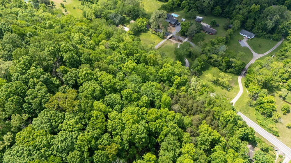 3262 Tyree Springs Rd Hendersonville, TN 37075