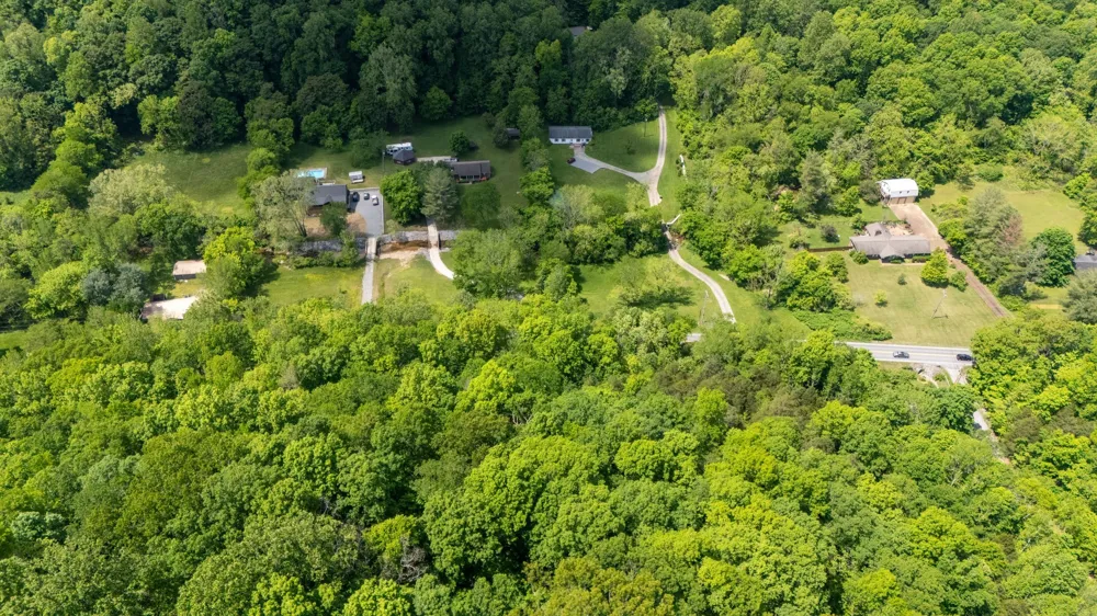 3262 Tyree Springs Rd Hendersonville, TN 37075