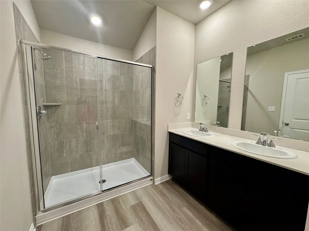 1850 Settlers Glen Drive #1402 Round Rock, TX 78665