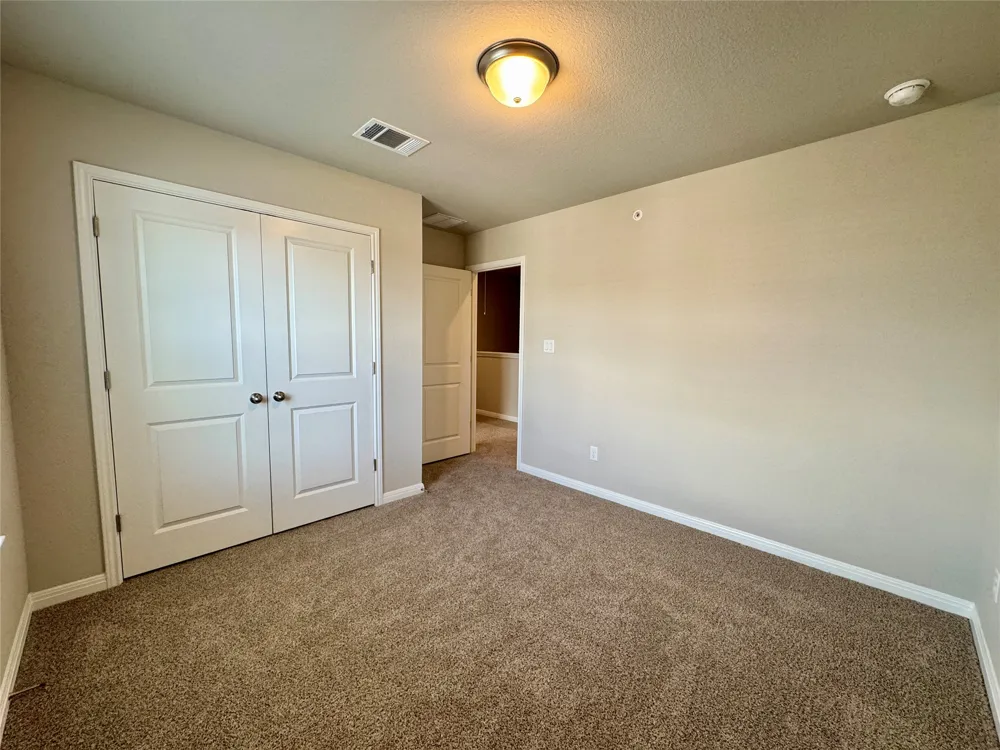 1850 Settlers Glen Drive #1402 Round Rock, TX 78665