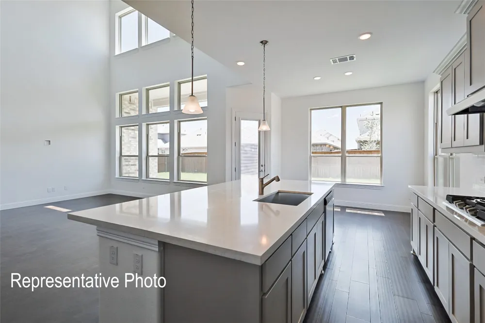 452 Shadowfax Drive Aledo, TX 76008