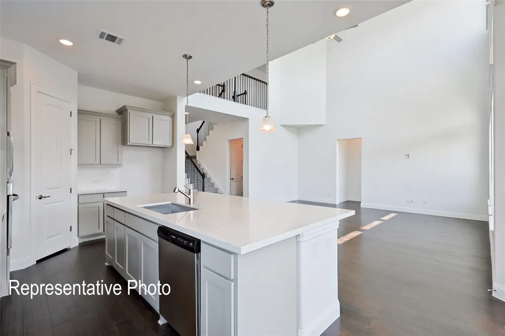 452 Shadowfax Drive Aledo, TX 76008