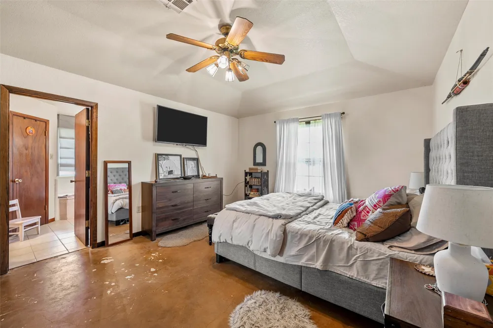 17590 State Highway 317 Moody, TX 76557