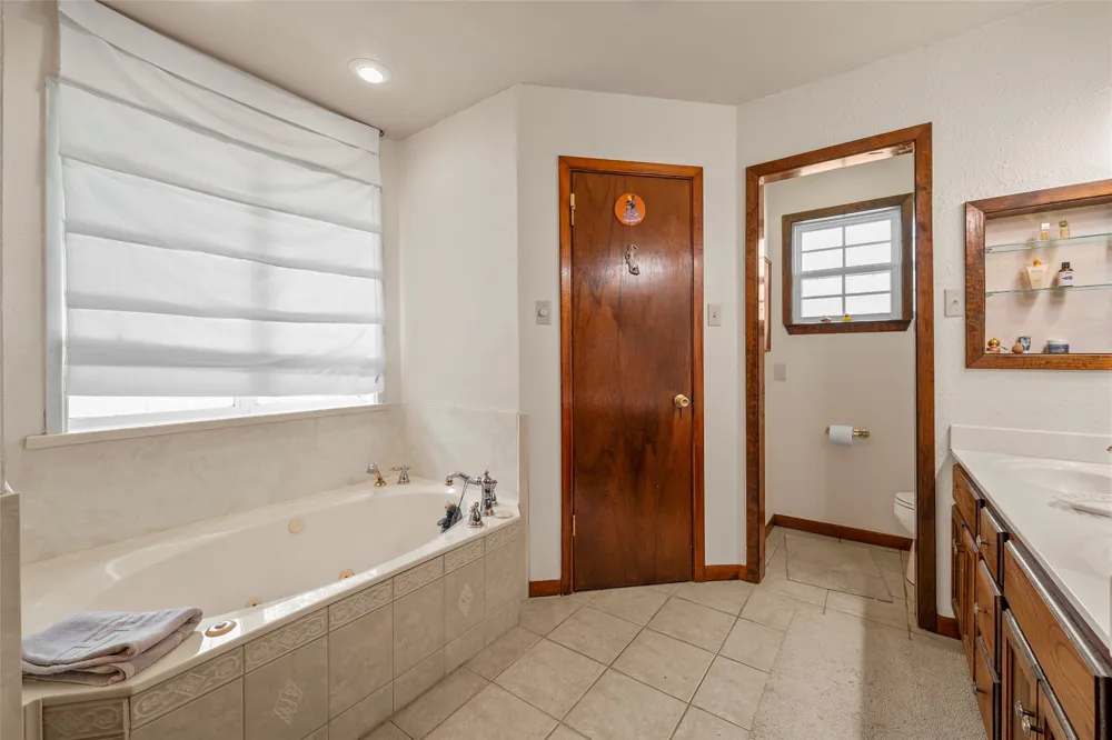 17590 State Highway 317 Moody, TX 76557
