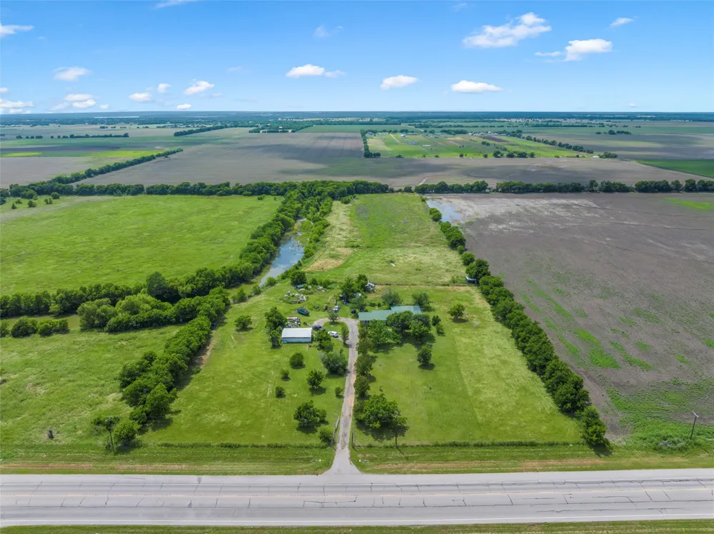 17590 State Highway 317 Moody, TX 76557