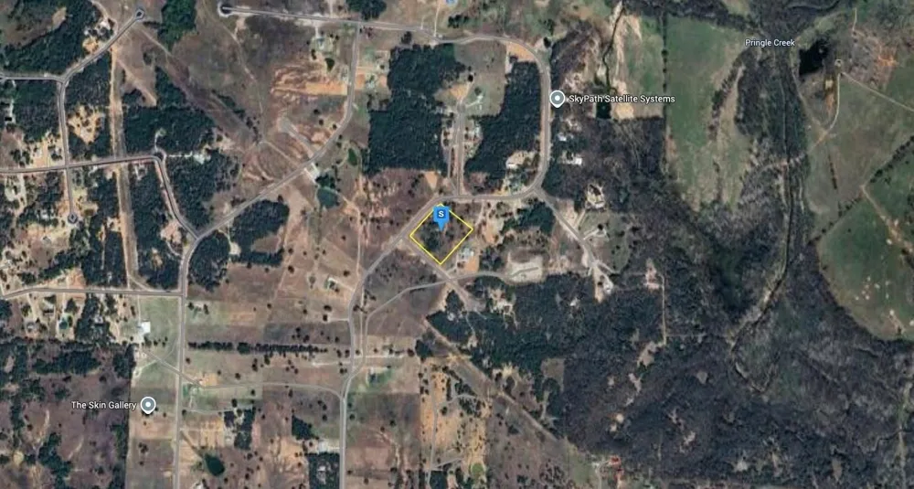 184 Bear Cat Court Alvord, TX 76225