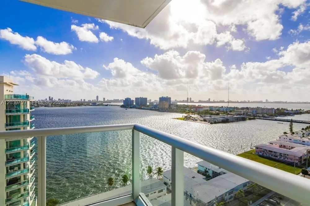 7928 East Dr #1604 + DEN North Bay Village, FL 33141