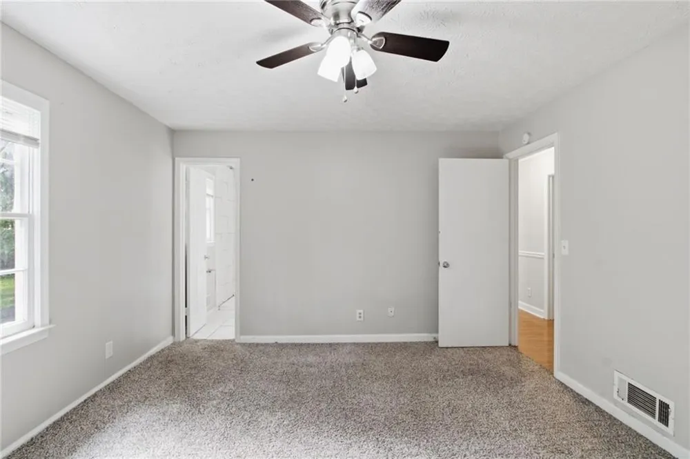 2671 Pine Log Way Buford, GA 30519