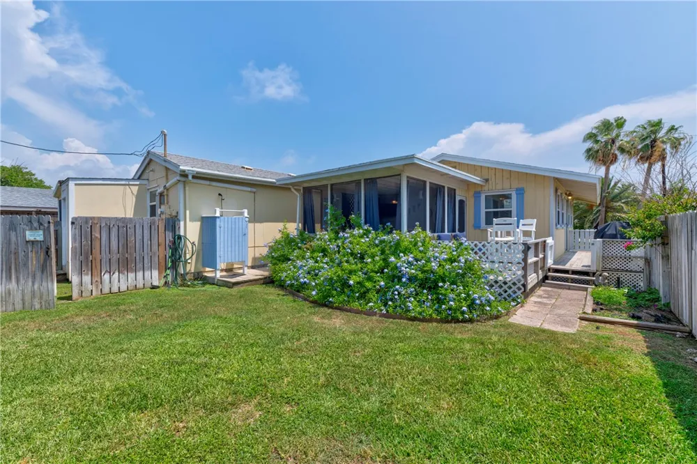 202 Trojan Street Port Aransas, TX 78373