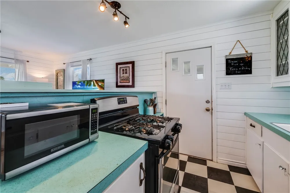 202 Trojan Street Port Aransas, TX 78373