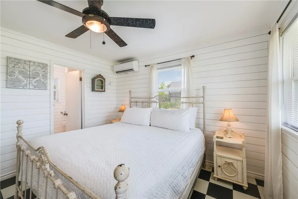 202 Trojan Street Port Aransas, TX 78373