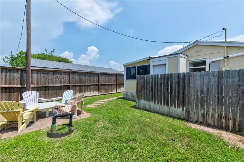 202 Trojan Street Port Aransas, TX 78373