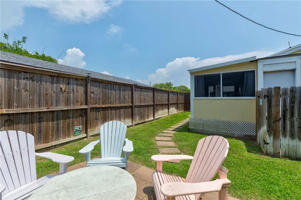 202 Trojan Street Port Aransas, TX 78373