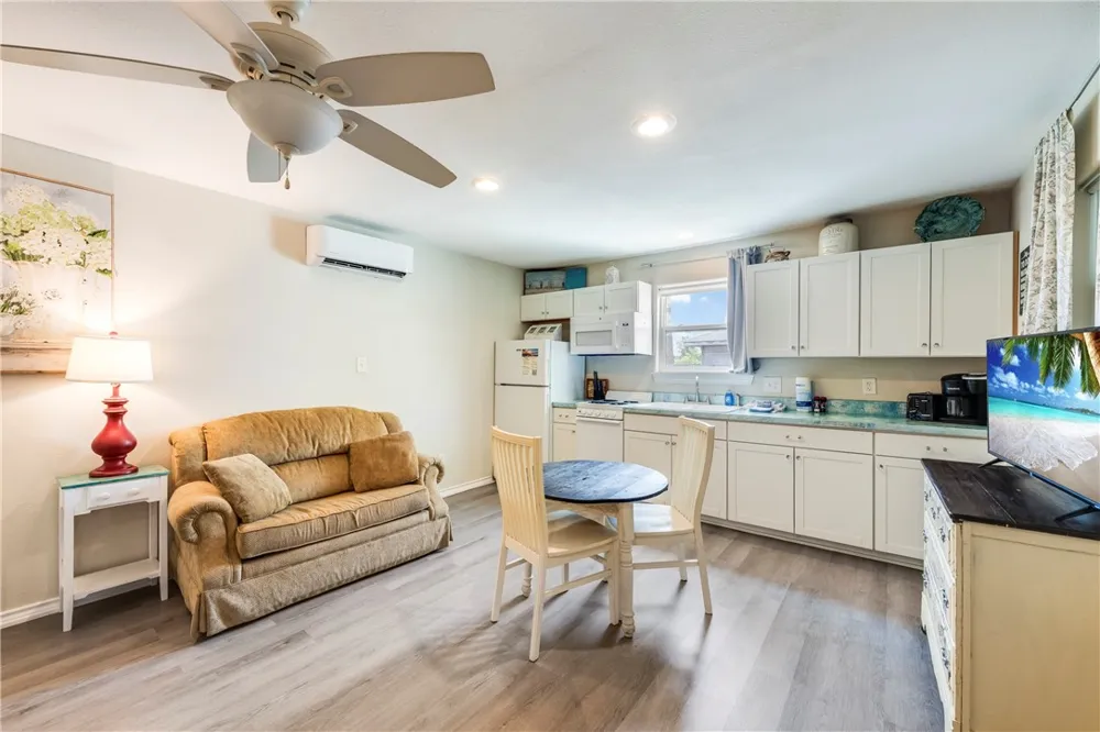 202 Trojan Street Port Aransas, TX 78373