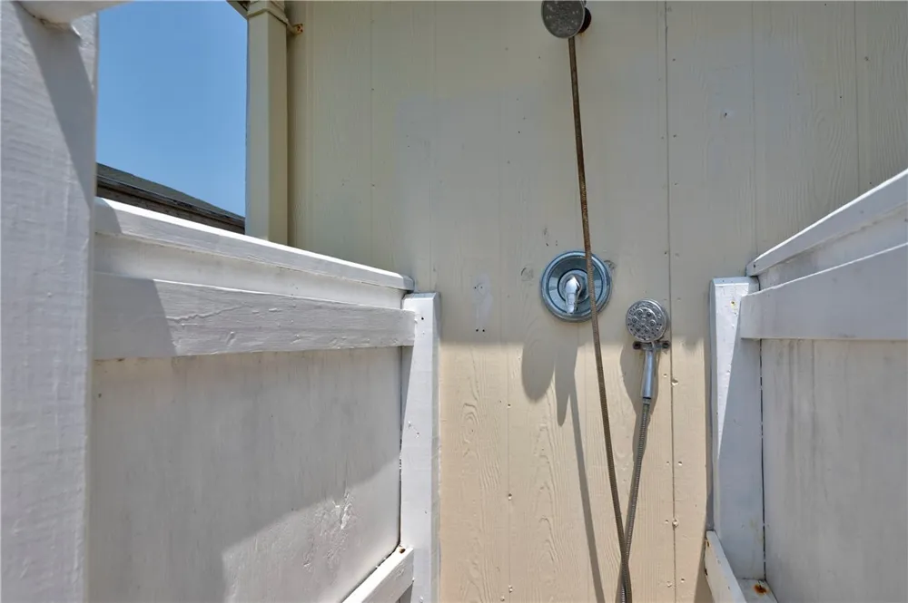 202 Trojan Street Port Aransas, TX 78373