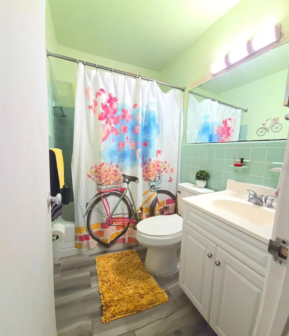229 RAYMOND AVENUE Frostproof, FL 33843