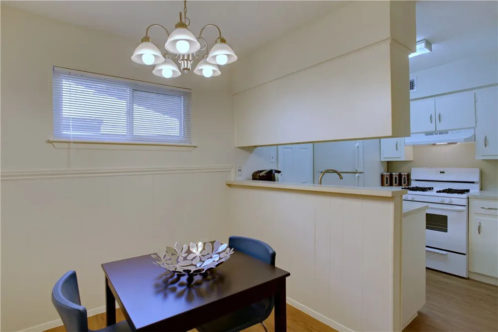 816 W North Loop Boulevard ##111 Austin, TX 78756