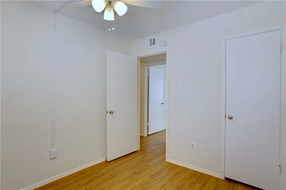 816 W North Loop Boulevard ##111 Austin, TX 78756