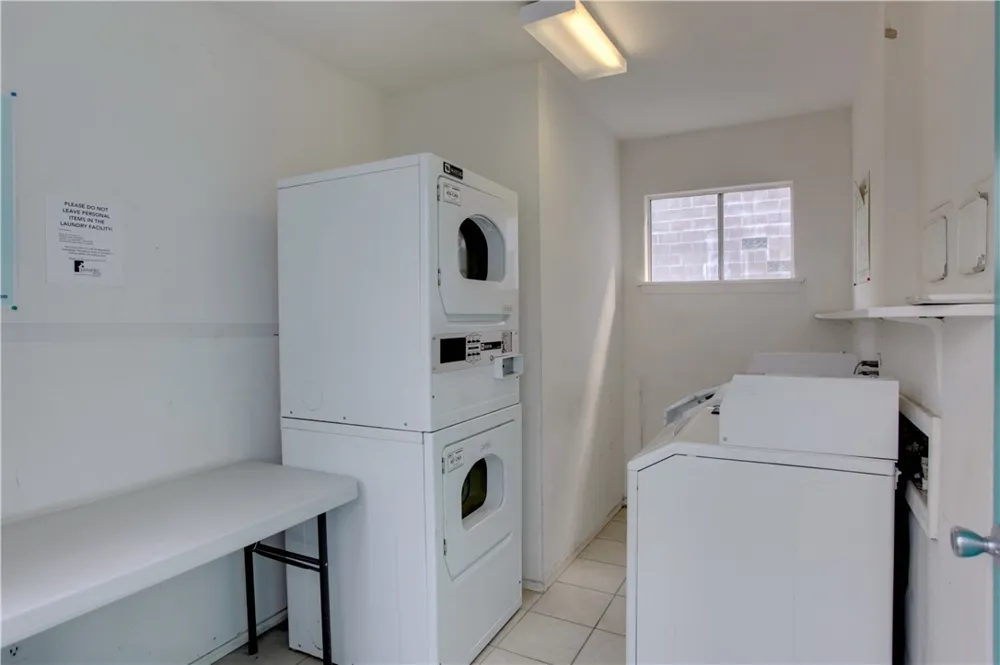 816 W North Loop Boulevard ##111 Austin, TX 78756