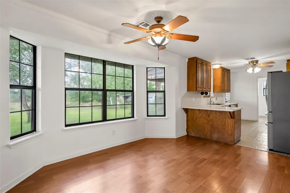 188 Baese Road West, TX 76691