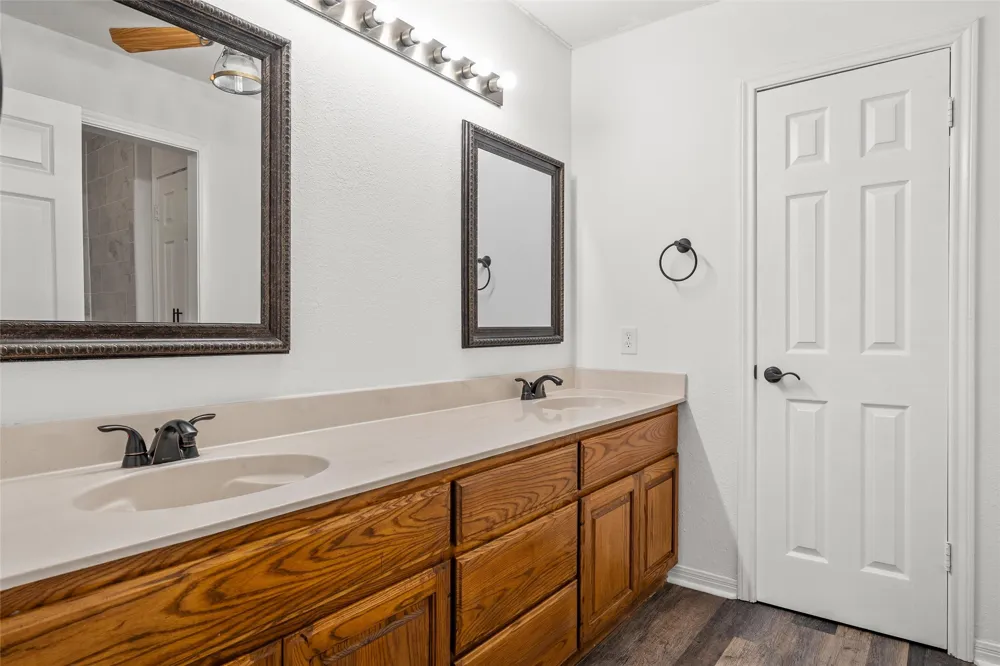 188 Baese Road West, TX 76691