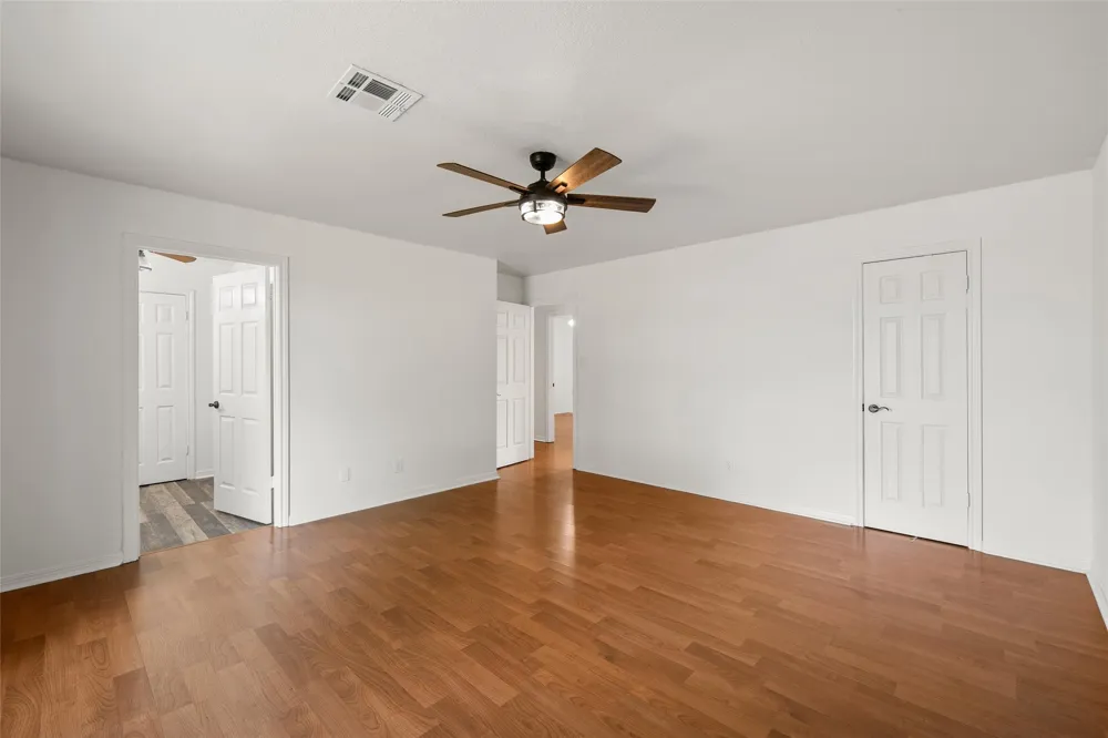 188 Baese Road West, TX 76691