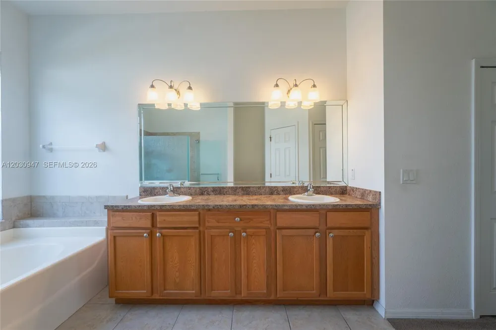 3002 Balsam Court La Belle, FL 33935
