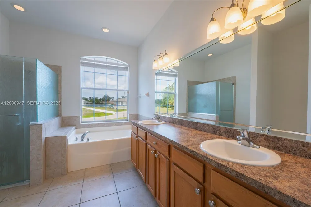 3002 Balsam Court La Belle, FL 33935