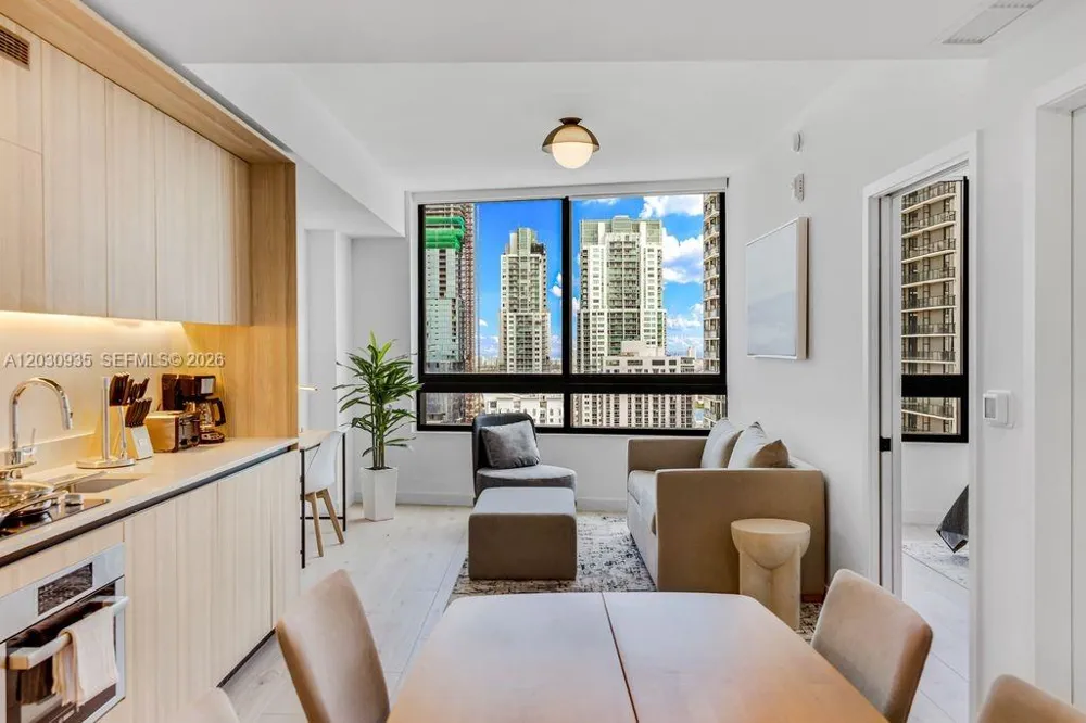 225 Miami Ave #3507 Miami, FL 33128