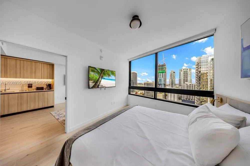 225 Miami Ave #3507 Miami, FL 33128