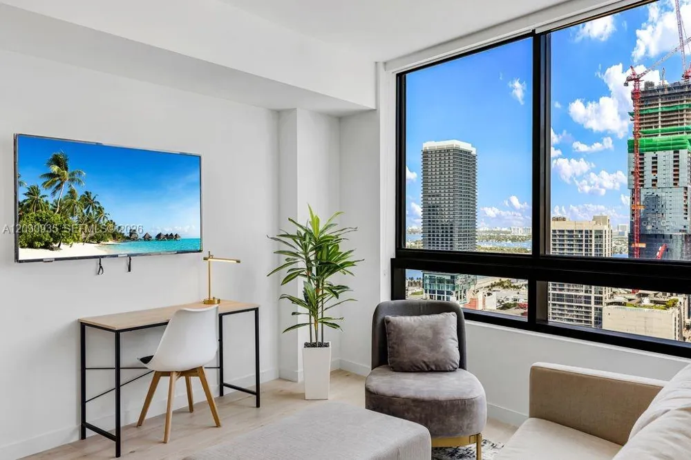 225 Miami Ave #3507 Miami, FL 33128