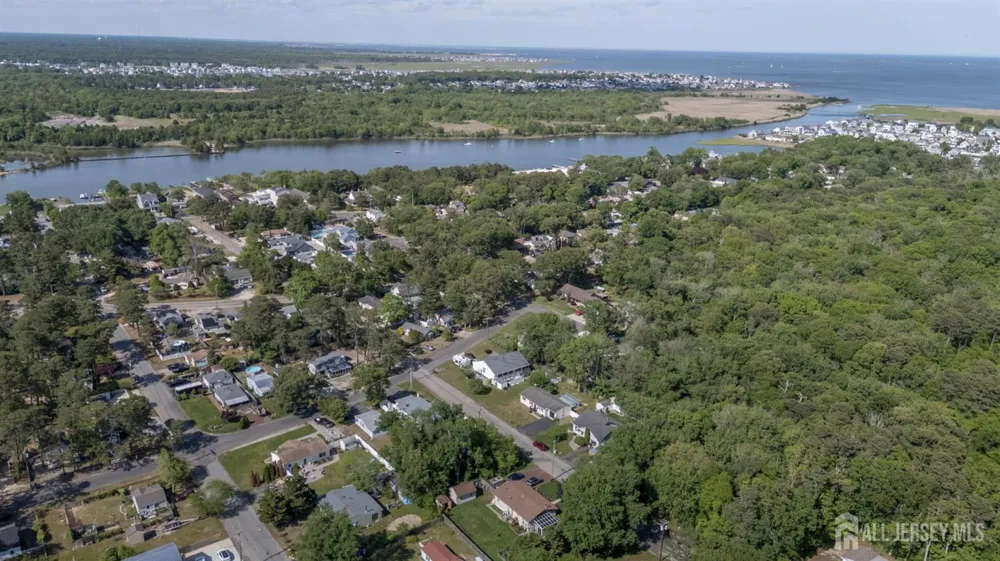 22 Walnut Street Ocean, NJ 08758