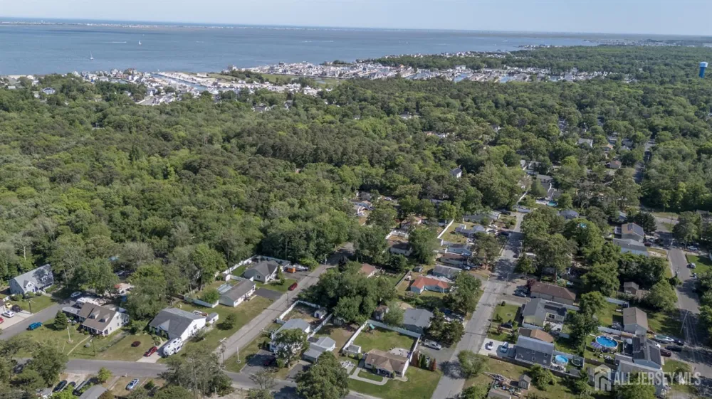 22 Walnut Street Ocean, NJ 08758