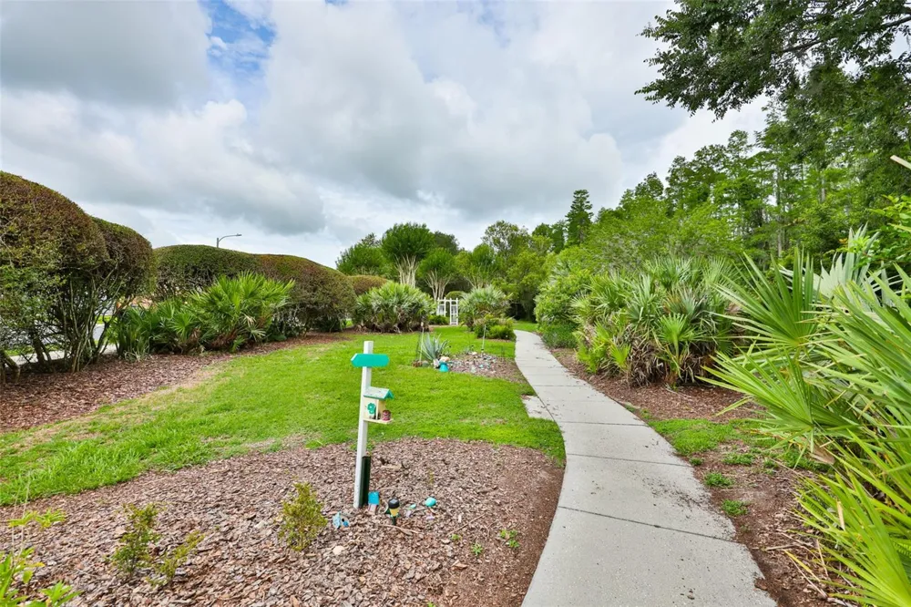 7521 MELOGOLD CIRCLE Land O Lakes, FL 34637