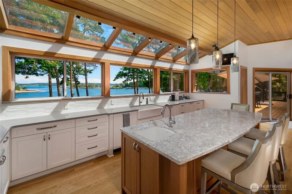 214 Pinedrona Lane Friday Harbor, WA 98250