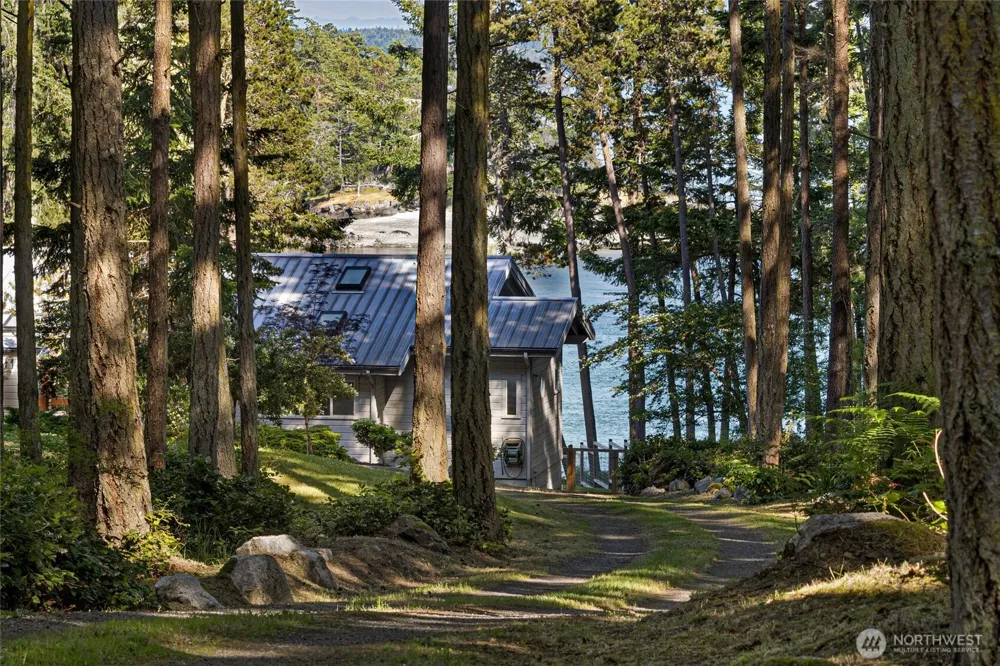 214 Pinedrona Lane Friday Harbor, WA 98250