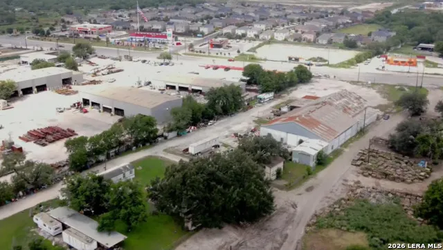 4902 ROOSEVELT AVE San Antonio, TX 78214