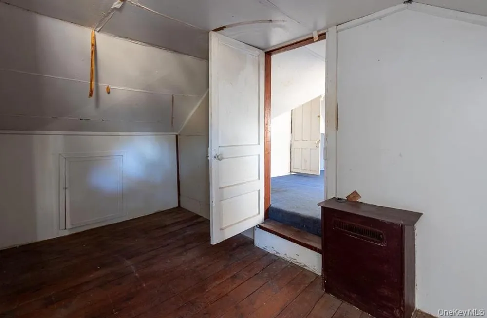 2925 Old Kings Road Catskill, NY 12414