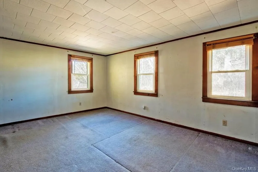 2925 Old Kings Road Catskill, NY 12414