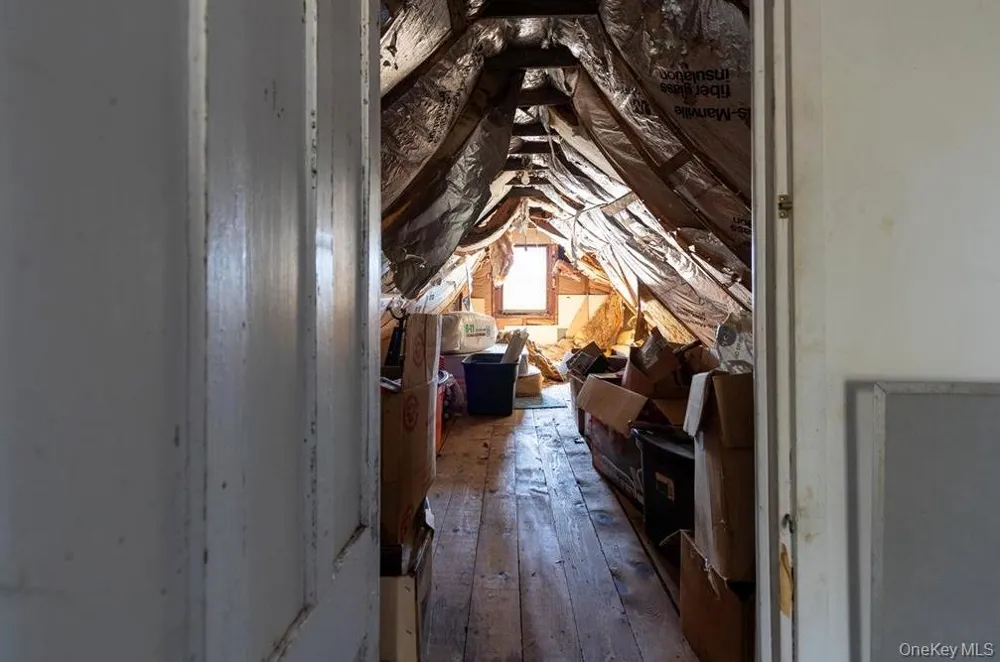 2925 Old Kings Road Catskill, NY 12414