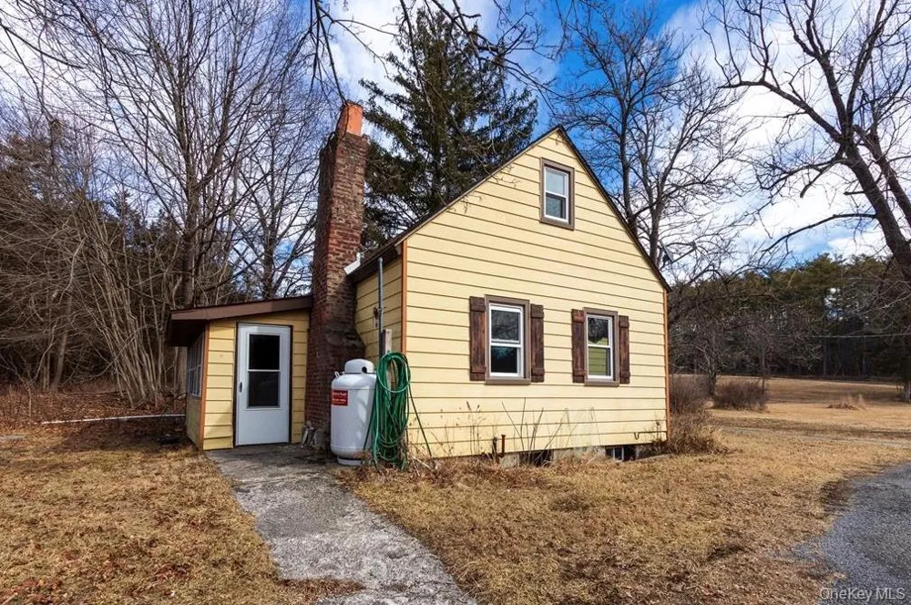 2925 Old Kings Road Catskill, NY 12414
