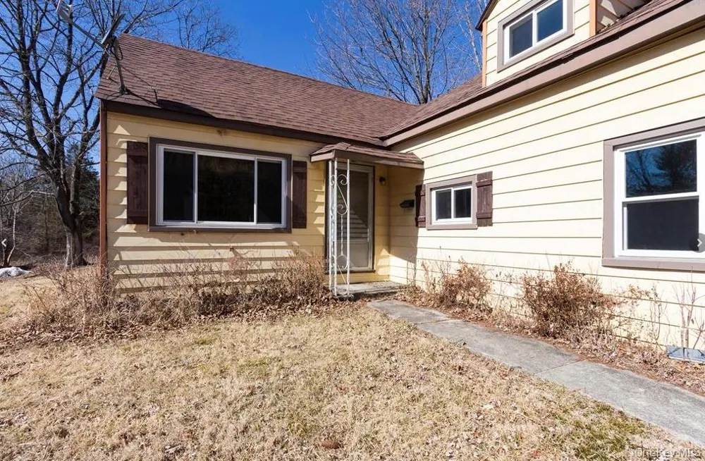 2925 Old Kings Road Catskill, NY 12414
