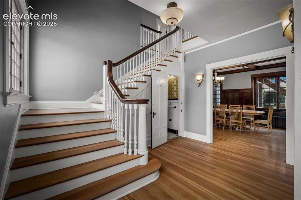 731 Cascade Avenue Colorado Springs, CO 80903