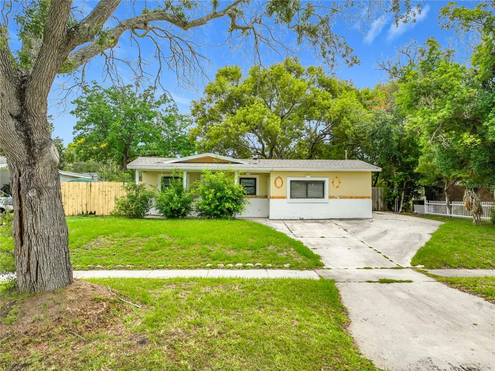 3209 FITZGERALD DRIVE Orlando, FL 32805