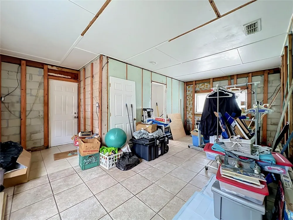 3209 FITZGERALD DRIVE Orlando, FL 32805