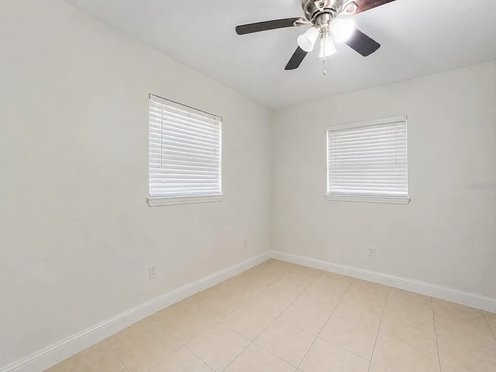 3209 FITZGERALD DRIVE Orlando, FL 32805
